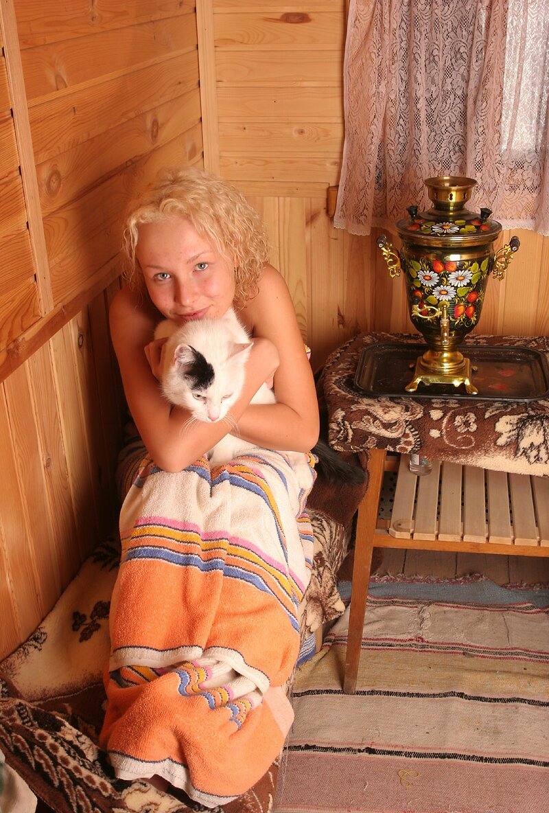 Мариночка, 18 лет, 2 размер груди